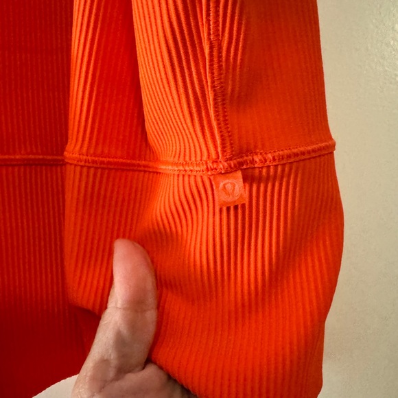 Lululemon Power Pivot Tank Top *Rib - Picture 5 of 5